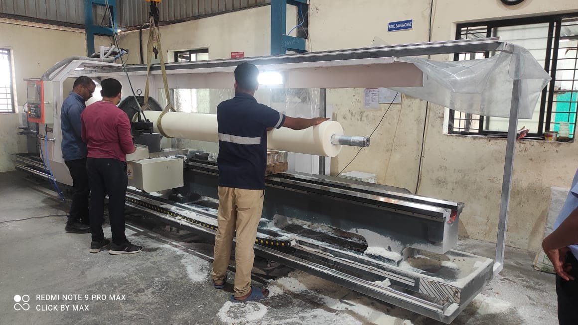 Long Length CNC Lathe Machine